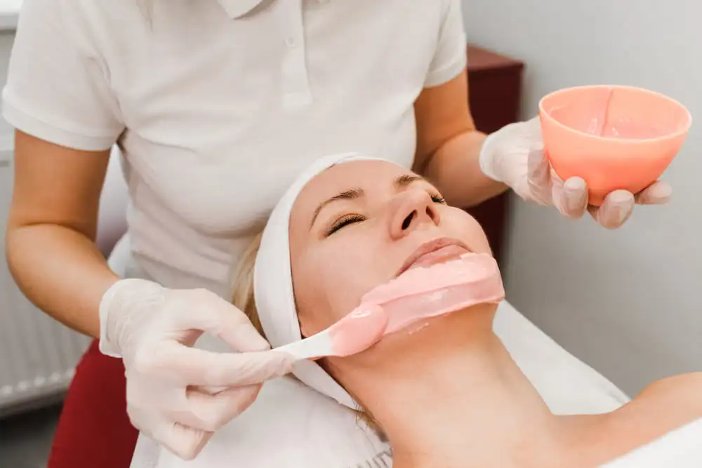 Chinupper lip waxing
